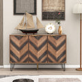 Exklusives Sideboard mit Chevron-Holzdesign und goldenen Details