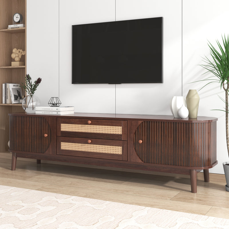 TV-Schrank im natürlichen Rattan-Design