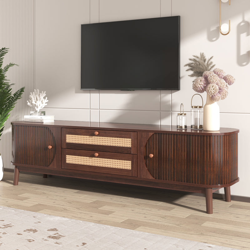 TV-Schrank im natürlichen Rattan-Design