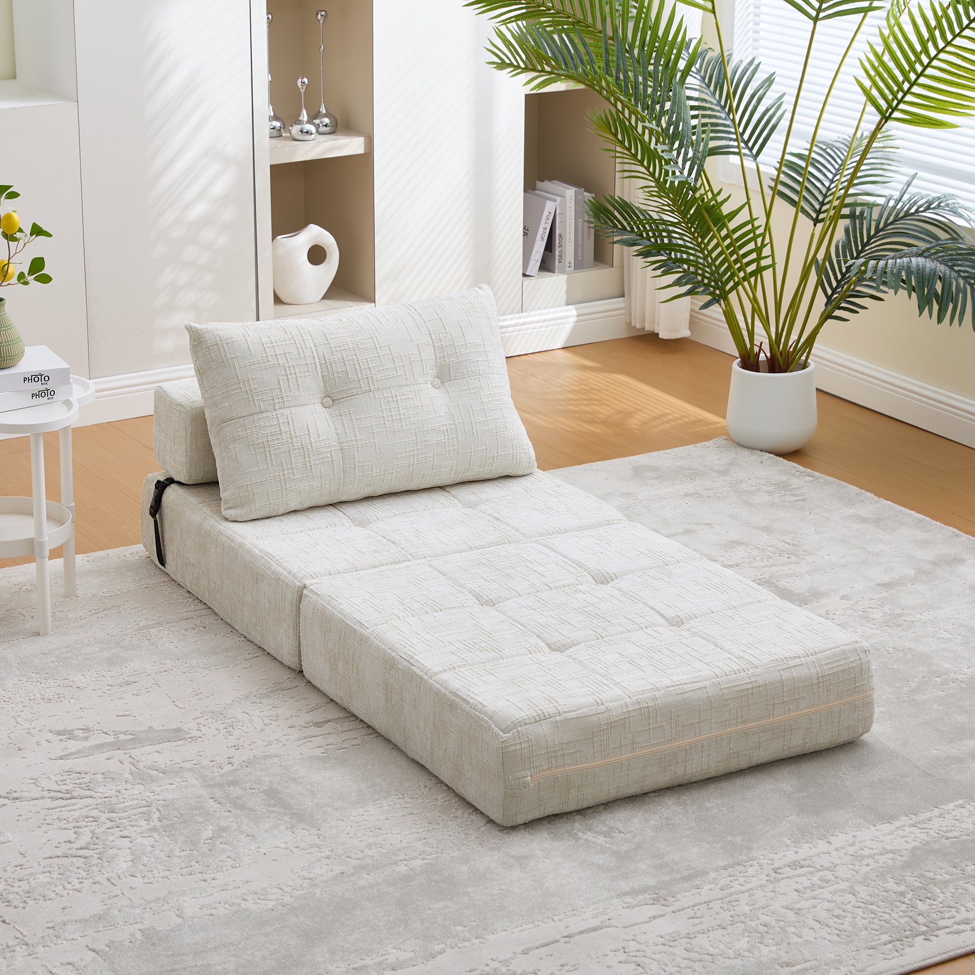Klappbares Schlafsofa in Beige – Multifunktionales Bodensofa mit Kissen