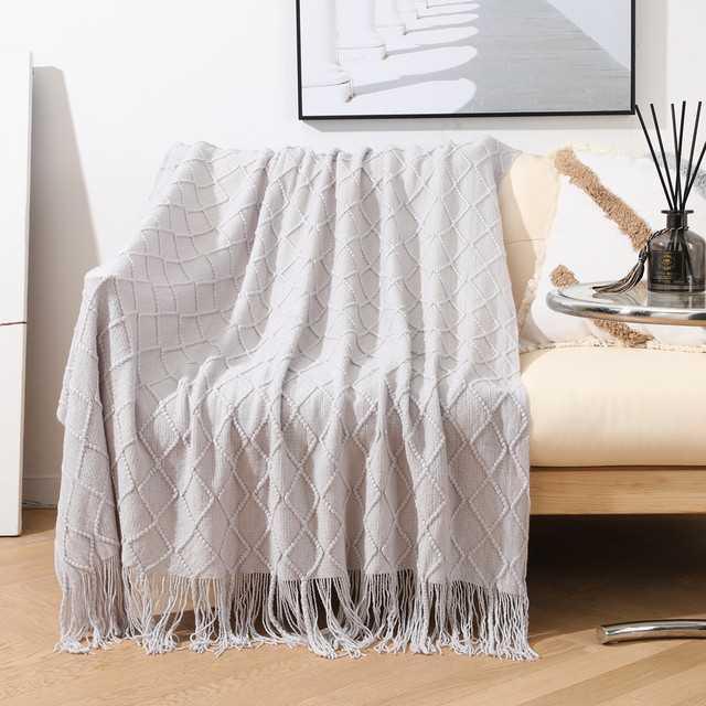 Monarch Knit Blanket - Leicht und weich, fachmännisch verarbeitet, maximaler Komfort, nur chemisch reinigen