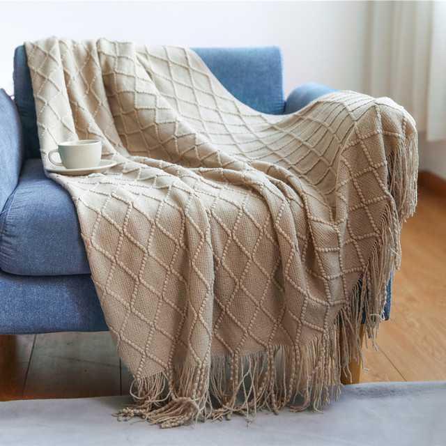 Monarch Knit Blanket - Leicht und weich, fachmännisch verarbeitet, maximaler Komfort, nur chemisch reinigen