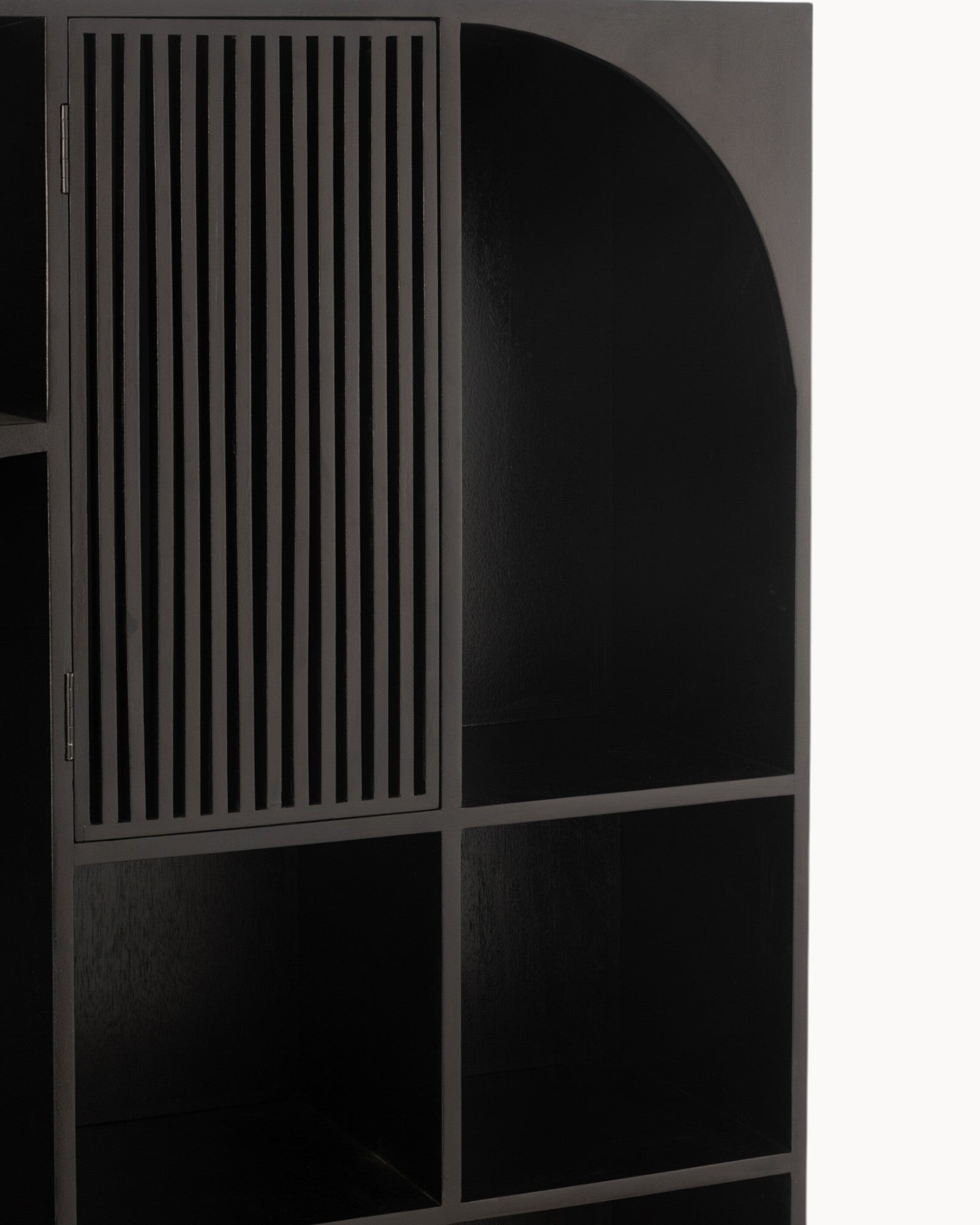 Regal Mode – Mangoholz & MDF Schwarz, 168 cm Hoch