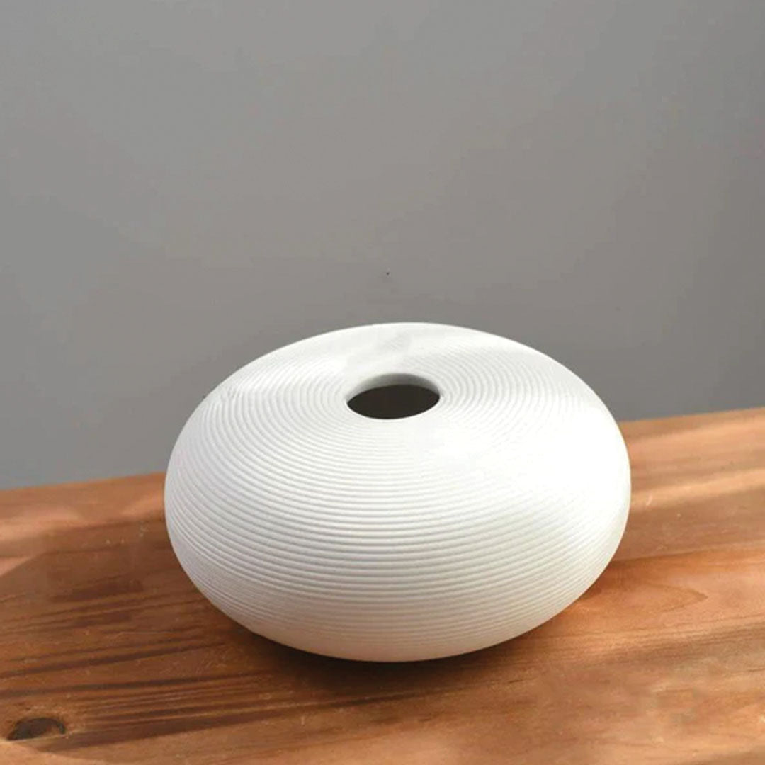Blanche Keramik-Vase