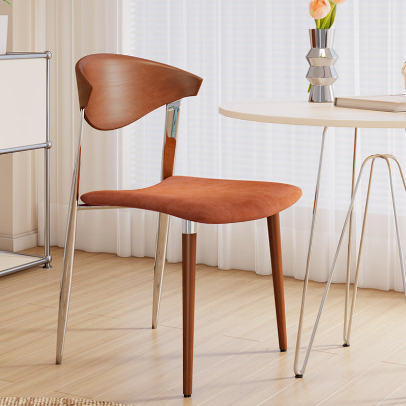 Esszimmerstuhl aus Massivholz im Mid-Century-Modern-Stil