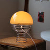 Kreative Glühbirnen-Nachtleuchte im Bauhaus-Stil
