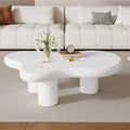 Moderner Couchtisch in Wolkenform