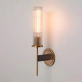 Elegante minimalistische Wandleuchte aus Kupfer