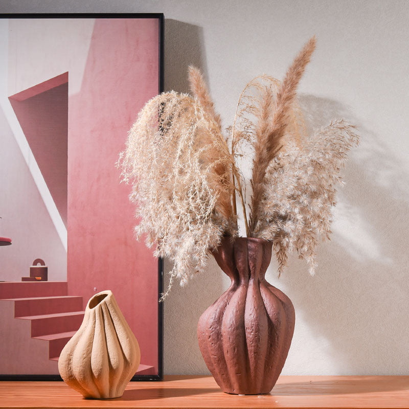 Skulpturale Keramikvase im Wabi-Sabi Stil – Modernes Deko-Objekt mit organischer Form