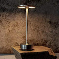 Tragbare Ambientelampe aus Aluminium im Industrie-Touch-Design