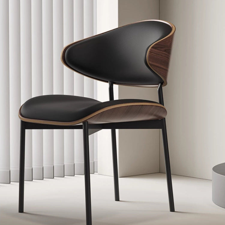 Eleganter italienischer Esszimmerstuhl aus Massivholz