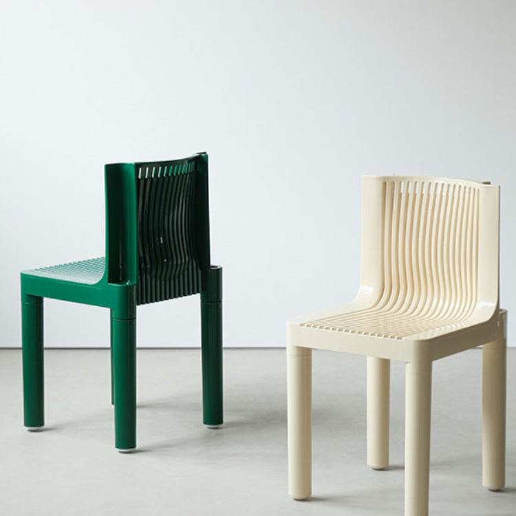 Minimalistischer Lounge-Sessel im lebendigen Creme-Stil