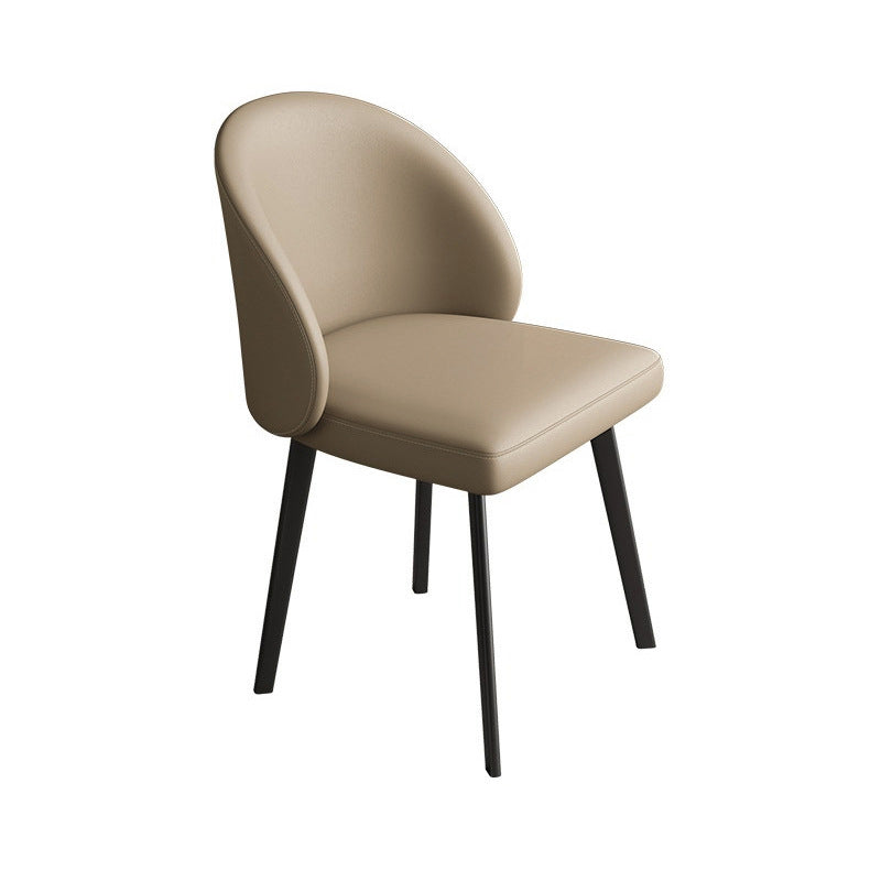 Minimalistischer Esszimmerstuhl im italienischen Creme-Stil
